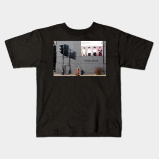 Montreal - The shadow of the light. Kids T-Shirt